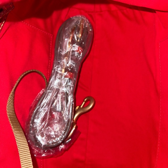 NWT Dooney and Bourke Red Florentine Satchel - Picture 5 of 15